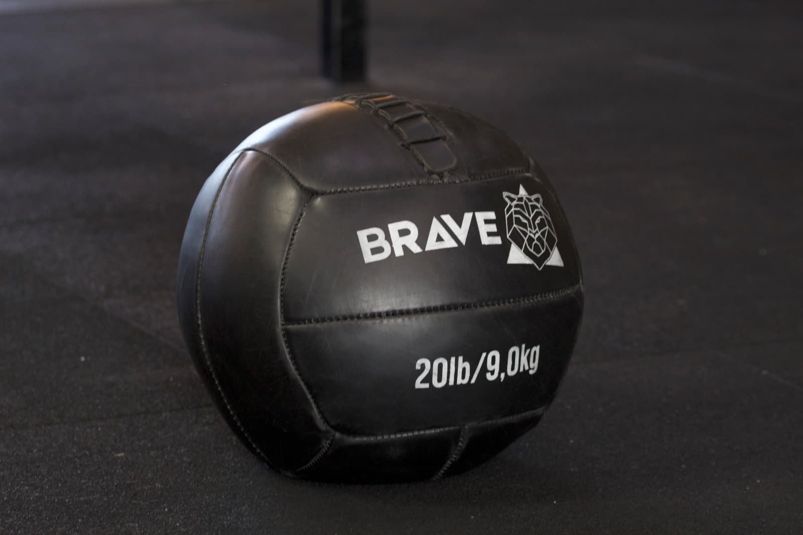 Med Ball 20LB - Black - Miniatura 2
