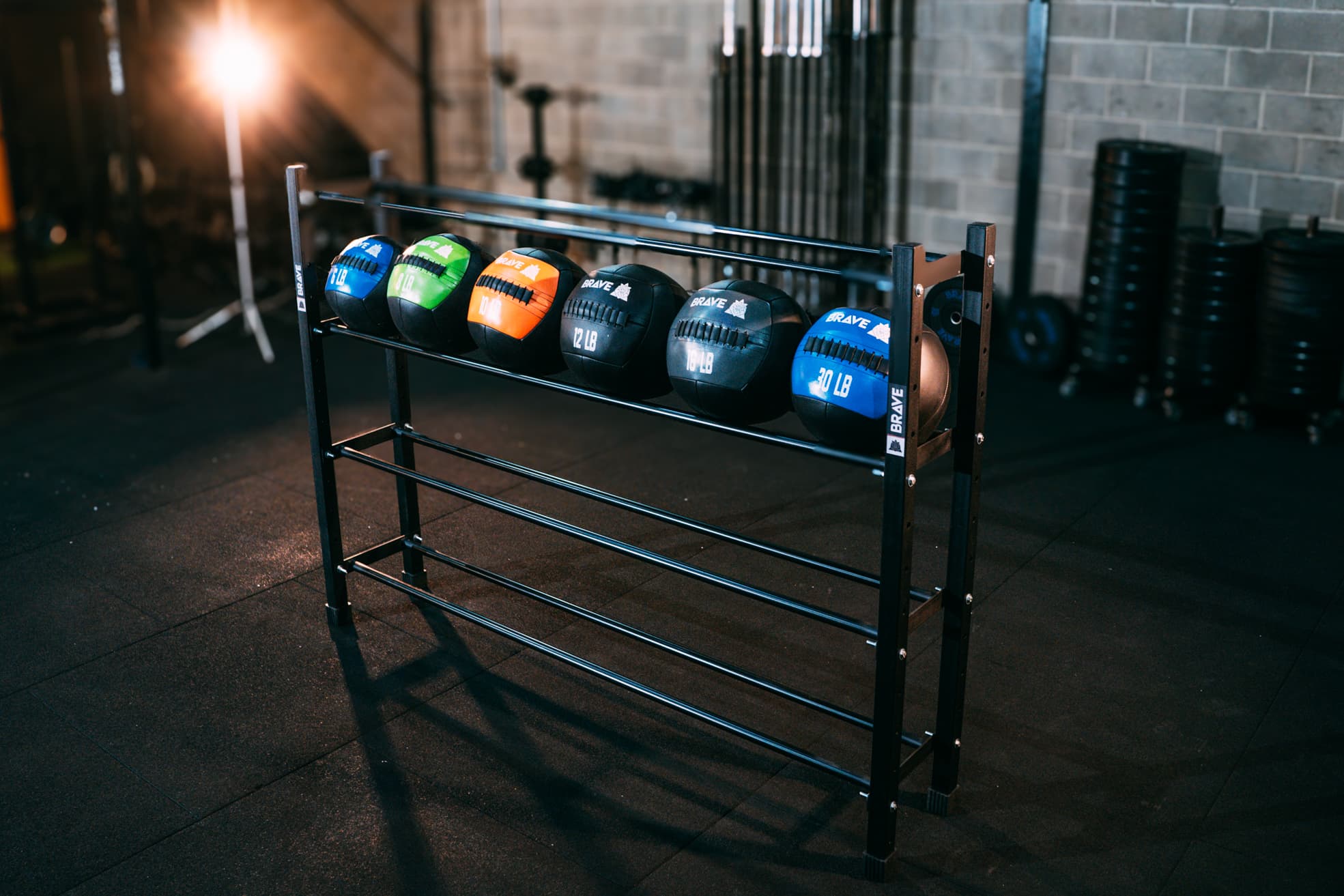 Estante Organizacional para 24 MedBalls - 4 Níveis Tubular 2,00 comp x 0,30 larg x 1,50 alt - Imagem 4
