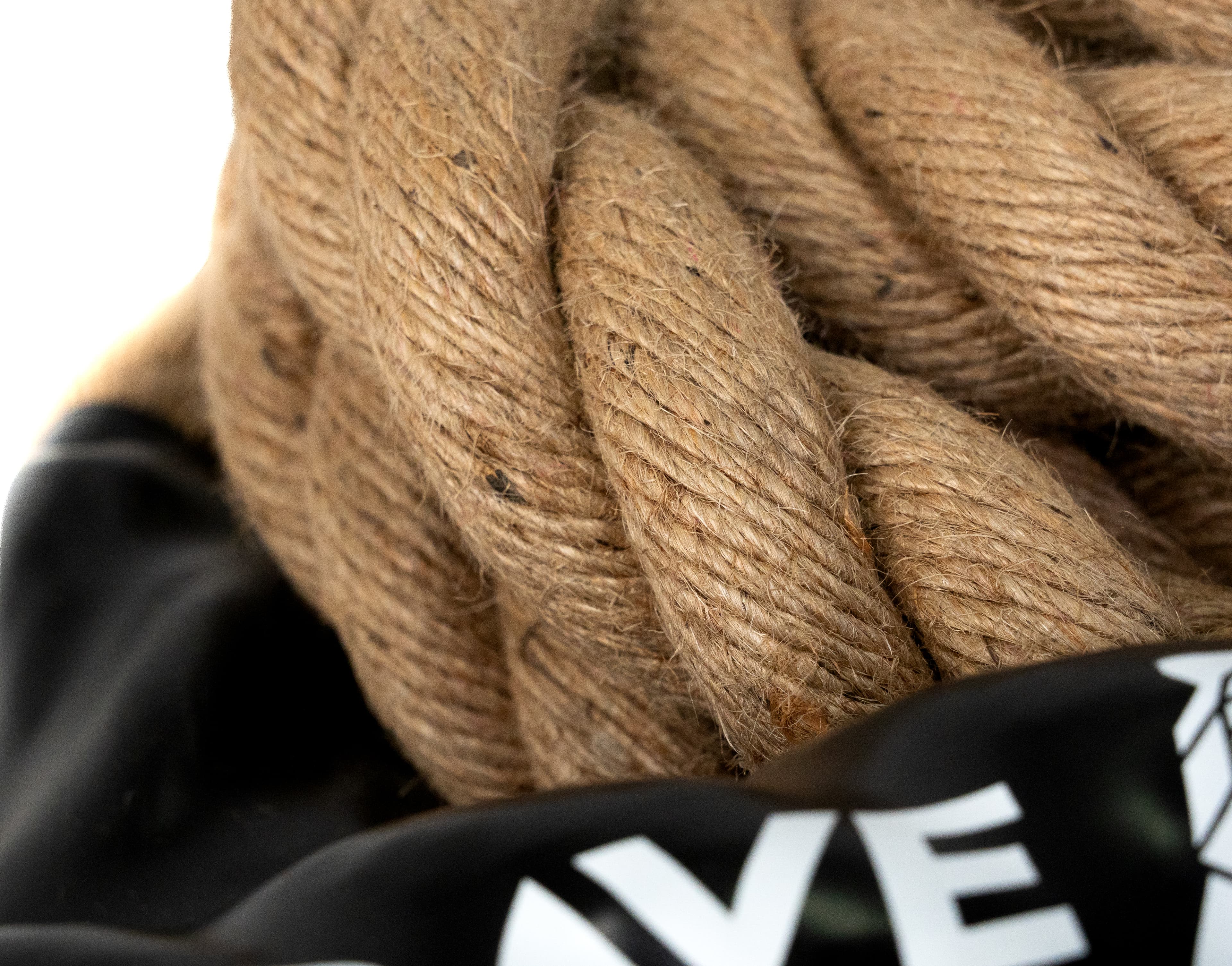 Climb Rope de Sisal Importada 38mm - 6 metros + Olhal de Aço - Imagem 3
